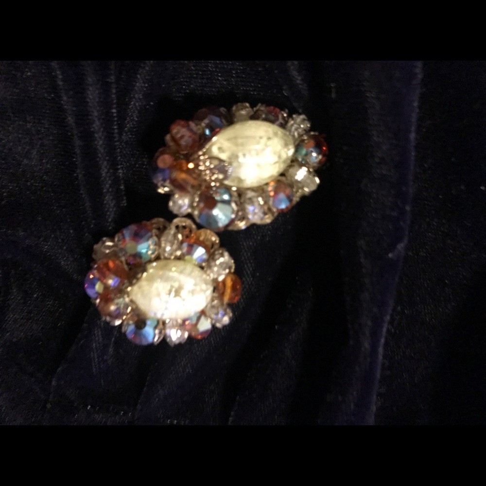 Vintage Earrings Signed Hobe